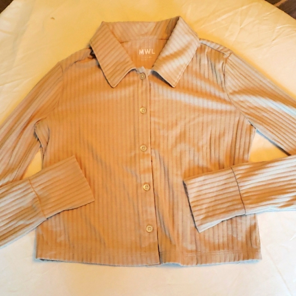 Tan Madewell cropped bottom down shirt, size xxs